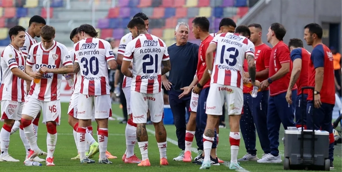 Madelón dando indicaciones 